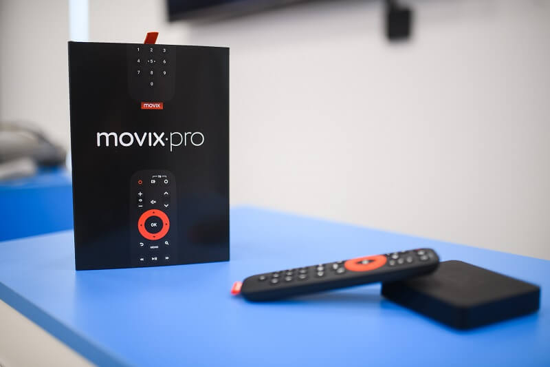 Movix Pro Voice от Дом.ру в деревня Новосаратовка